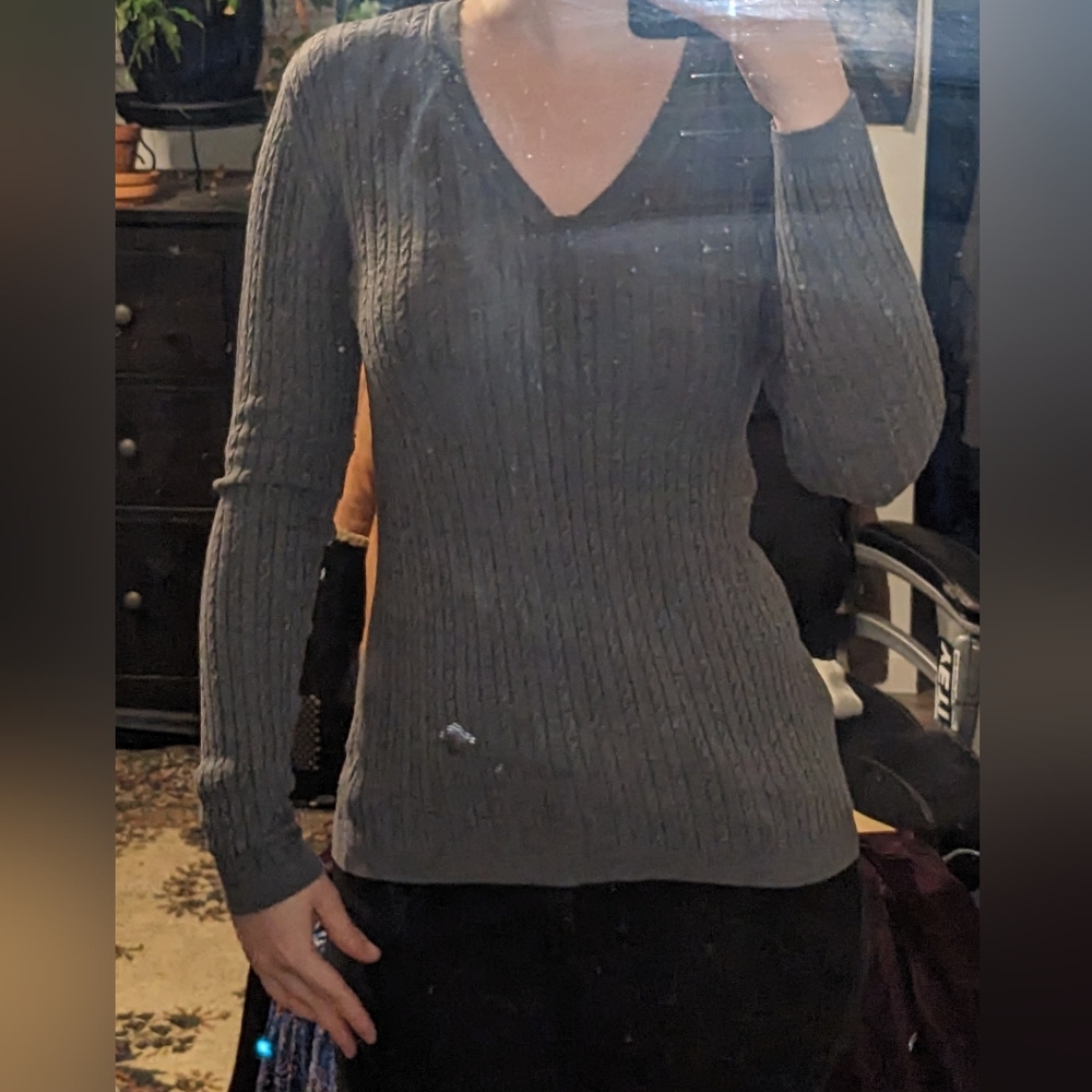 Cable knit grey v neck sweater